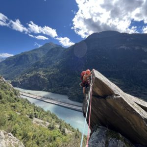 Stage jeune multi-activités estivale : escalade et canyon en Vanoise du 23 août au 27 août 2027